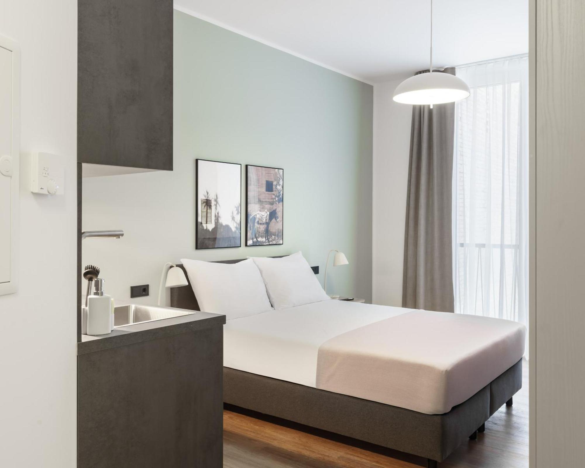 Limehome Sybelstr Berlino